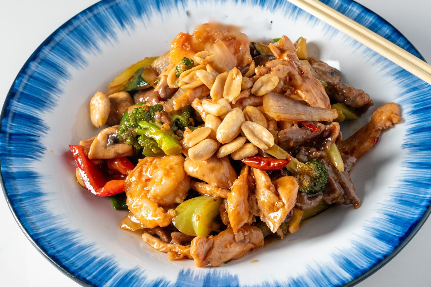 Kung Pao Combination with chicken, beef and shrimp - East Moon Centennial