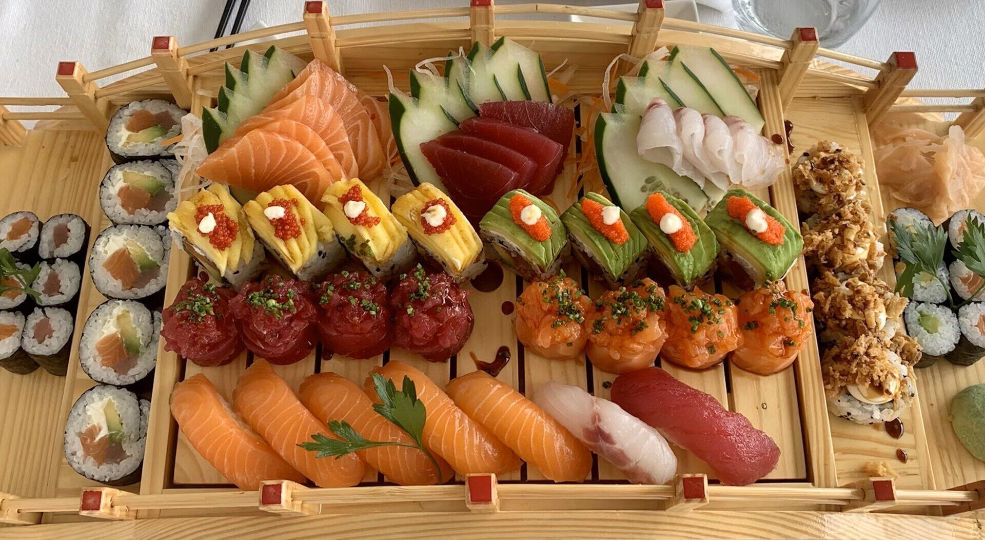 Lunch Menu - Bento boxes and combos